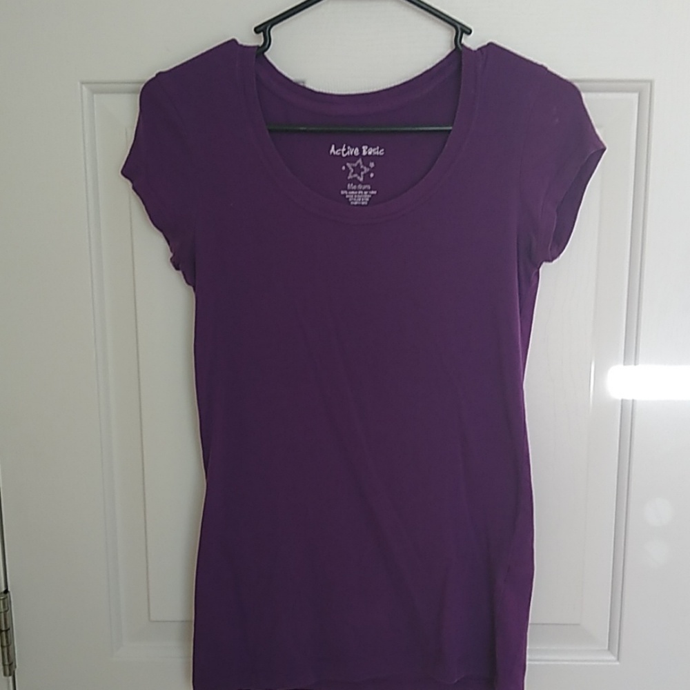 Purple solid tee M